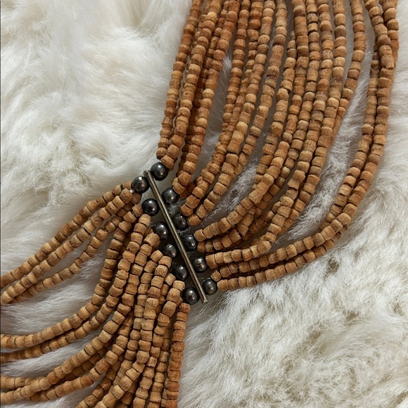 Vintage Beaded Wood Elegant Brown Choker Necklace - Picture 6 of 16